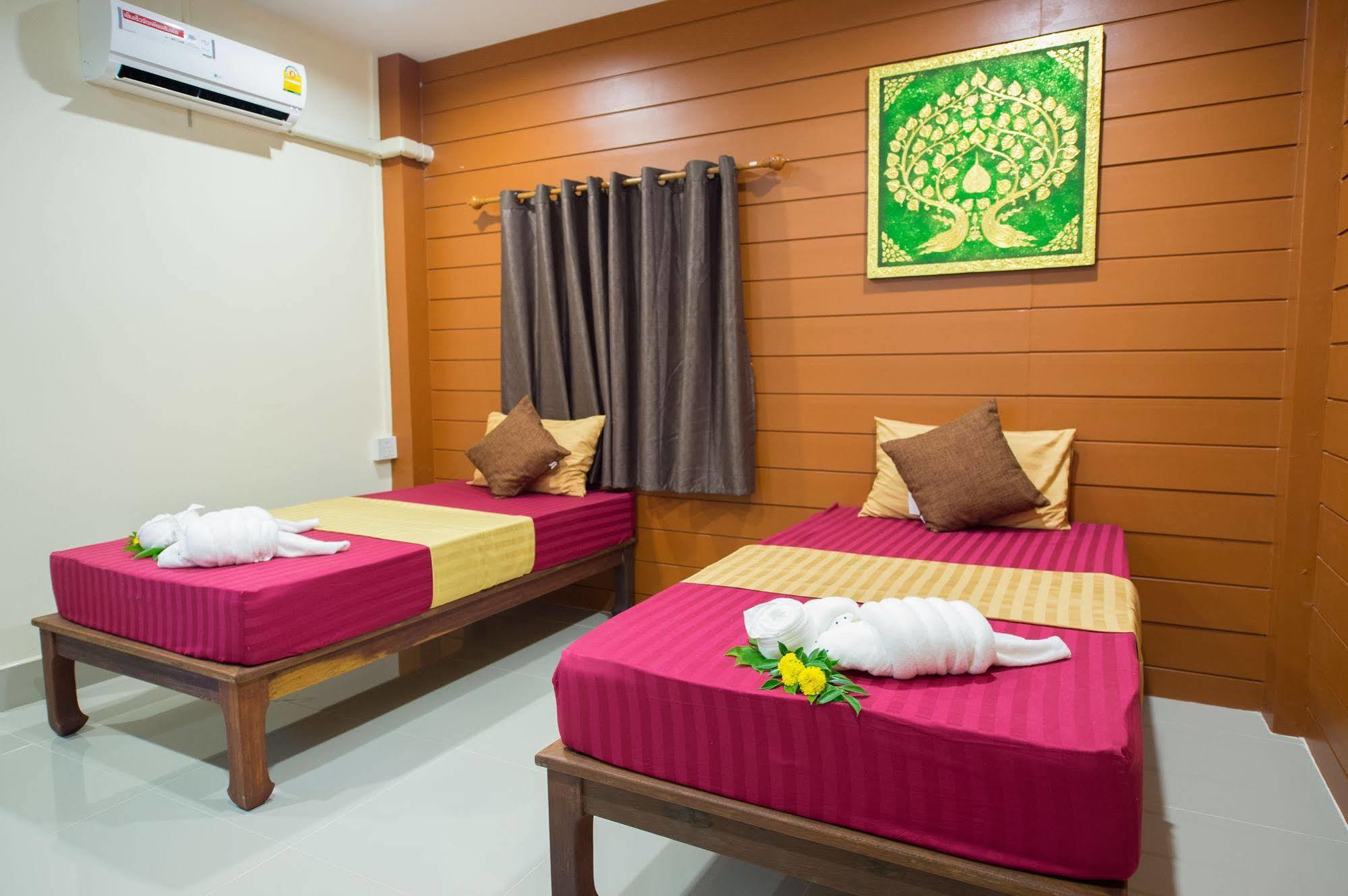 Sri Siam Resort Kanchanaburi Extérieur photo
